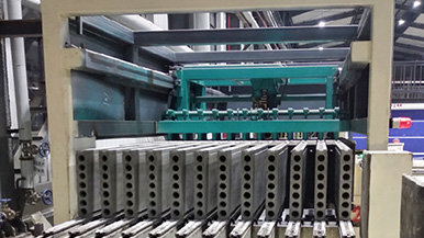 內墻輕質隔墻板機械-內墻面隔墻板設備-鄭州瑪納專業研發制造