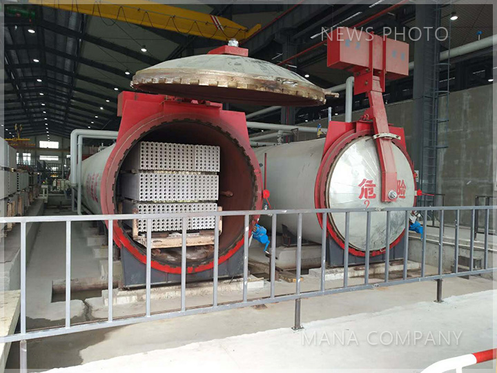 1596251888115271.jpg 01新型隔墻板現(xiàn)場(chǎng).jpg