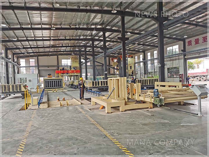 1702374020959439.jpg 生產(chǎn)現(xiàn)場03.jpg